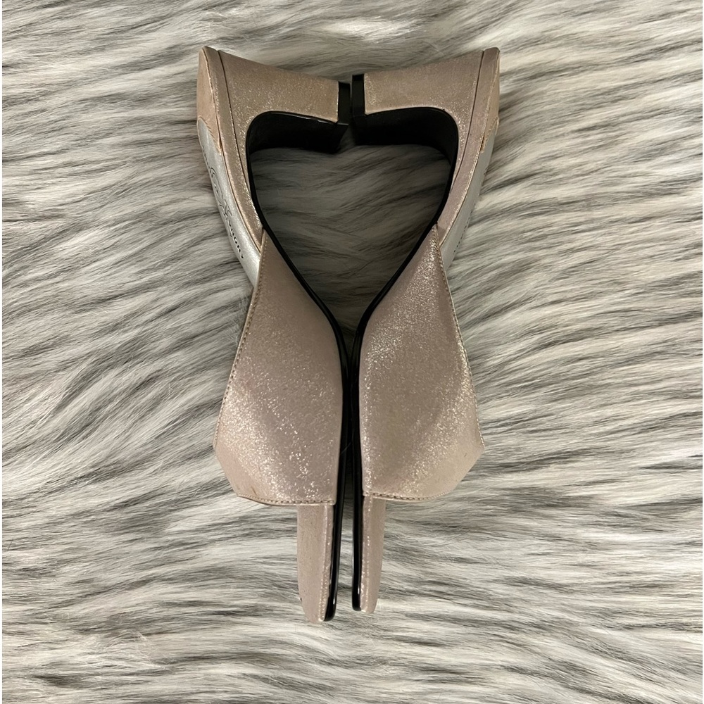 Chinese Laundry Shimmering Fabric Block Heel Sandals - Picture 2 of 9